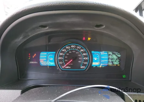 2010 Ford Fusion z USA, uszkodzony, nr VIN 3FADP0135CR203768